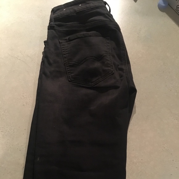 Men’s Ripped Skinney Jeans - Picture 6 of 8